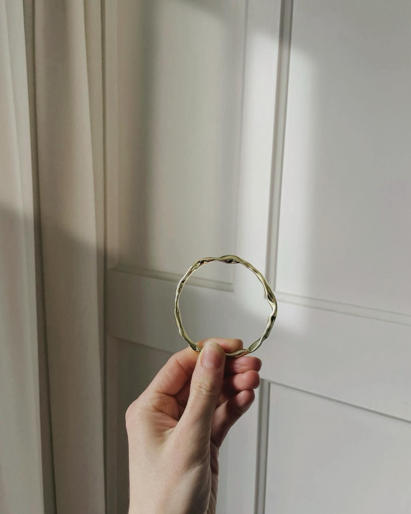 Una Bangle